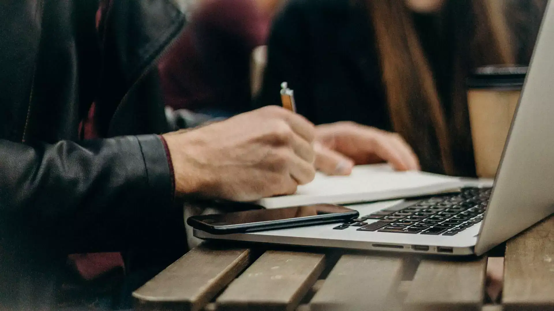 Due diligence nieruchomości Pexels Cottonbro